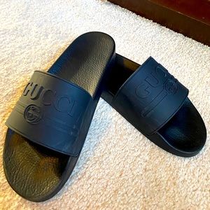 GUCCI Men’s size 11 black slides LIKE NEW!
